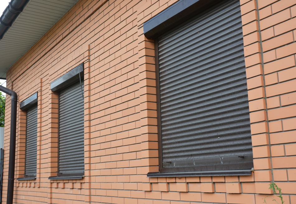 Parapet w kolorze rolet